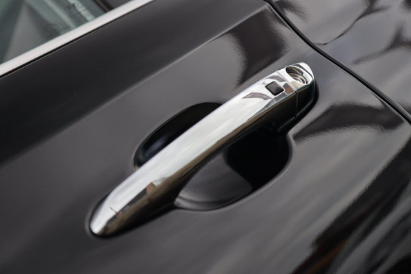 Hyundai Tucson 1.6 T-GDi Premium 4WD / PANO / LEDER / 360 / VOLLEDIG UITGEVOERD!