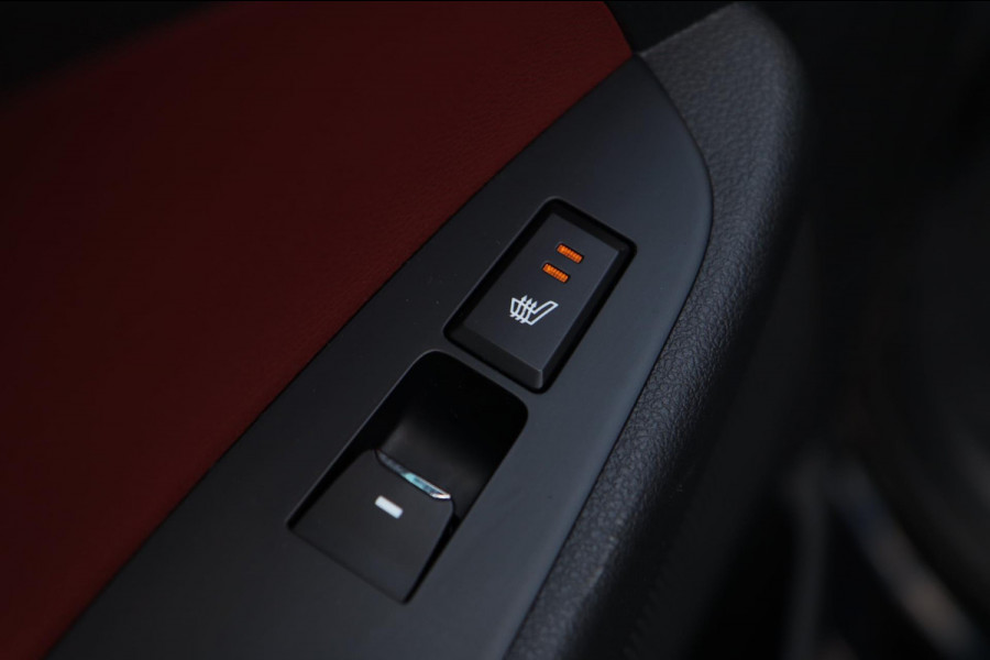 Hyundai Tucson 1.6 T-GDi Premium 4WD / PANO / LEDER / 360 / VOLLEDIG UITGEVOERD!