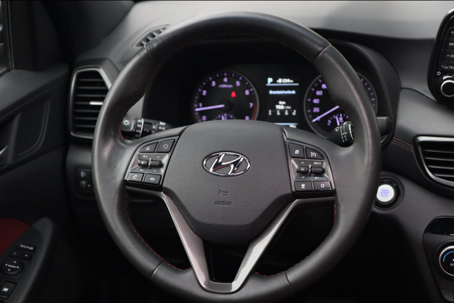 Hyundai Tucson 1.6 T-GDi Premium 4WD / PANO / LEDER / 360 / VOLLEDIG UITGEVOERD!