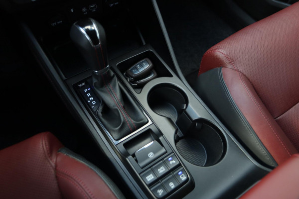 Hyundai Tucson 1.6 T-GDi Premium 4WD / PANO / LEDER / 360 / VOLLEDIG UITGEVOERD!