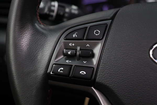 Hyundai Tucson 1.6 T-GDi Premium 4WD / PANO / LEDER / 360 / VOLLEDIG UITGEVOERD!