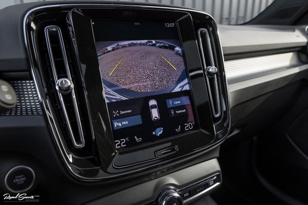 Volvo XC40 1.5 T5 Recharge R-Design | Adaptieve cruise | Panorama dak | Harman Kardon | Zwenkbare trekhaak |