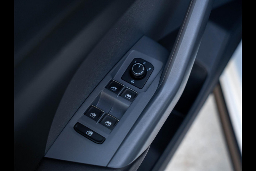 Volkswagen T-Cross 1.0 TSI Style / Camera / ACC / Carplay / Navi / DAB+