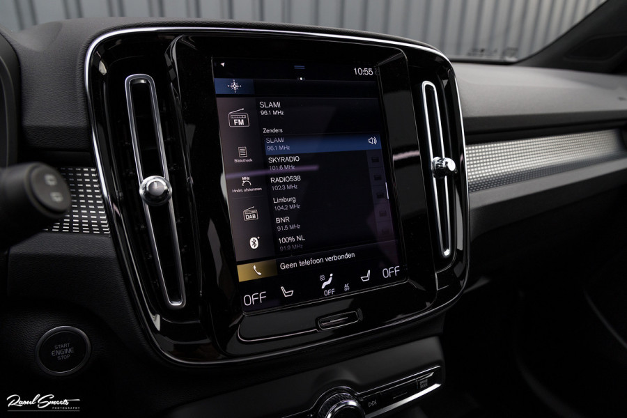 Volvo XC40 1.5 T5 Recharge R-Design | Panorama dak | 360 Camera | 20 Inch |