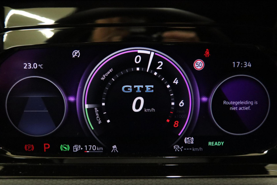 Volkswagen Golf 1.4 eHybrid GTE /PANO/IQLIGHT/CAM/CARPLAY/ACC/LANE ASSIST/VOL