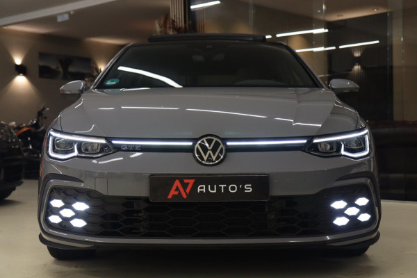 Volkswagen Golf 1.4 eHybrid GTE /PANO/IQLIGHT/CAM/CARPLAY/ACC/LANE ASSIST/VOL