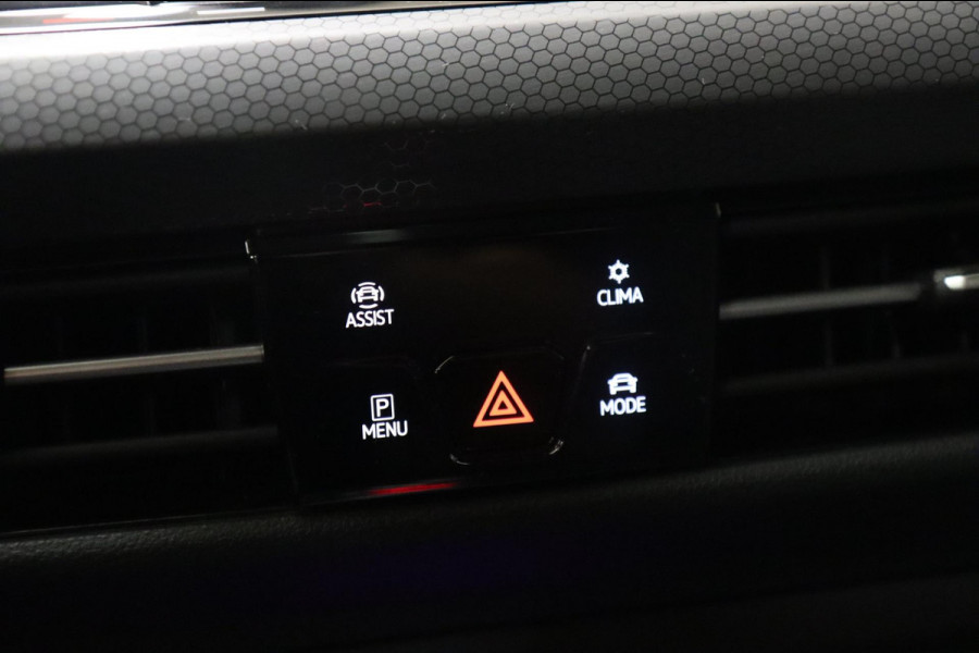 Volkswagen Golf 1.4 eHybrid GTE /PANO/IQLIGHT/CAM/CARPLAY/ACC/LANE ASSIST/VOL