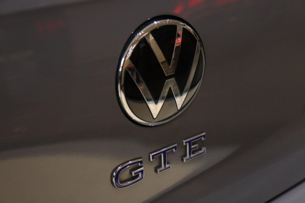 Volkswagen Golf 1.4 eHybrid GTE /PANO/IQLIGHT/CAM/CARPLAY/ACC/LANE ASSIST/VOL