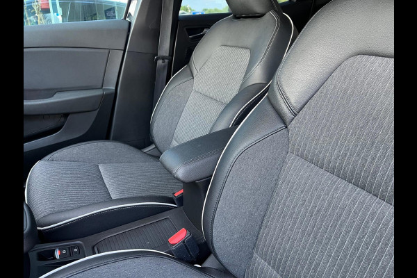 Renault Clio 1.0 TCe Intens - Automaat - Groot Navi - Climate - 360 Camera - Cruise