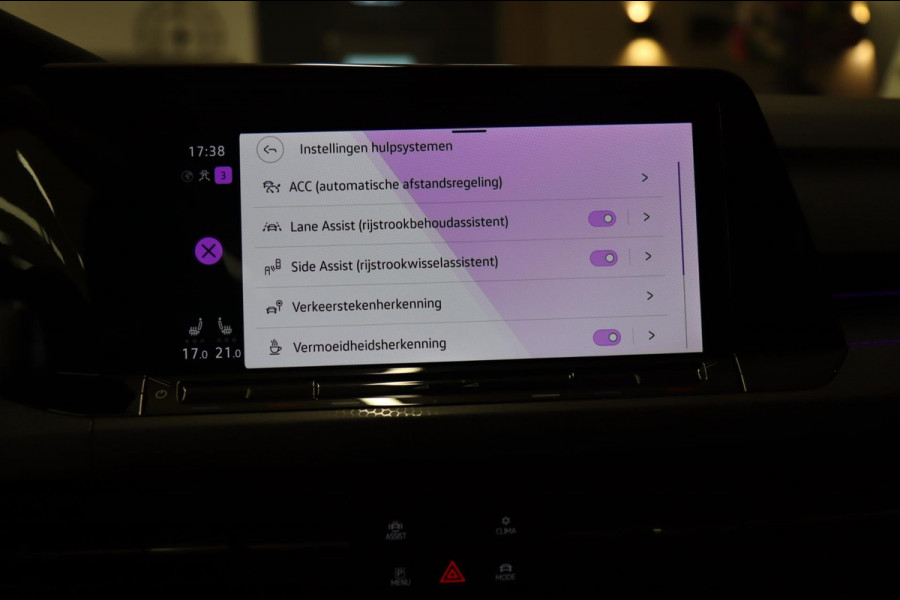 Volkswagen Golf 1.4 eHybrid GTE /PANO/IQLIGHT/CAM/CARPLAY/ACC/LANE ASSIST/VOL