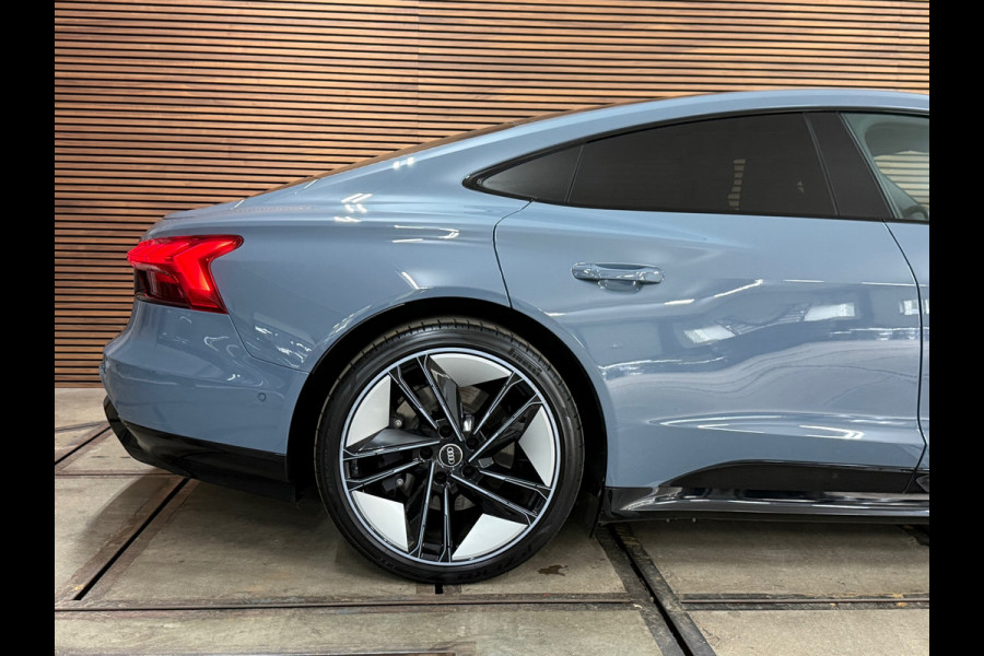 Audi e-tron GT GT Edition ZERO Competition 93 kWh | 21' inch | Pano | Matrix LED | 360° Camera Audi e-tron GT GT Edition ZERO Competition 93 kWh | 21' inch | Pano | Matrix LED | 360° Camera