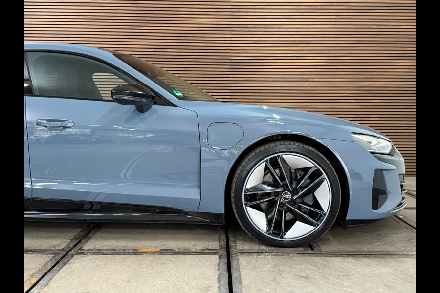 Audi e-tron GT GT Edition ZERO Competition 93 kWh | 21' inch | Pano | Matrix LED | 360° Camera Audi e-tron GT GT Edition ZERO Competition 93 kWh | 21' inch | Pano | Matrix LED | 360° Camera