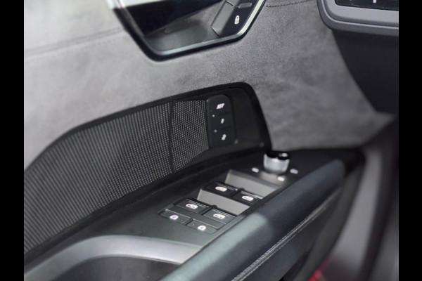 Audi e-tron GT GT Edition ZERO Competition 93 kWh | 21' inch | Pano | Matrix LED | 360° Camera Audi e-tron GT GT Edition ZERO Competition 93 kWh | 21' inch | Pano | Matrix LED | 360° Camera