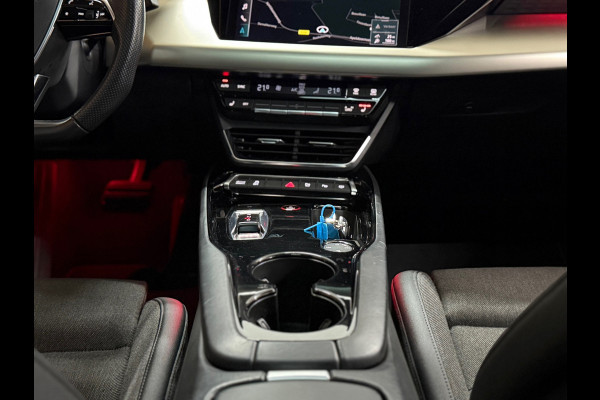 Audi e-tron GT GT Edition ZERO Competition 93 kWh | 21' inch | Pano | Matrix LED | 360° Camera Audi e-tron GT GT Edition ZERO Competition 93 kWh | 21' inch | Pano | Matrix LED | 360° Camera