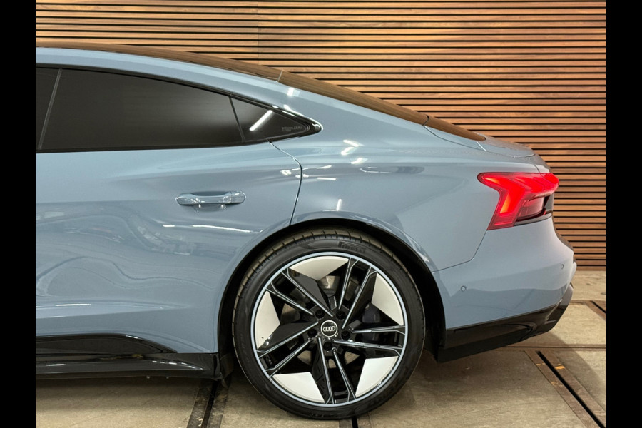 Audi e-tron GT GT Edition ZERO Competition 93 kWh | 21' inch | Pano | Matrix LED | 360° Camera Audi e-tron GT GT Edition ZERO Competition 93 kWh | 21' inch | Pano | Matrix LED | 360° Camera