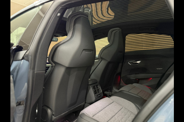 Audi e-tron GT GT Edition ZERO Competition 93 kWh | 21' inch | Pano | Matrix LED | 360° Camera Audi e-tron GT GT Edition ZERO Competition 93 kWh | 21' inch | Pano | Matrix LED | 360° Camera