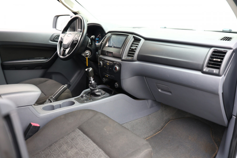 Ford Ranger 2.2 TDCi XLT Supercab 3.55 3500KG Trekgew. 1e Eig. AIRCO CRUISE '17