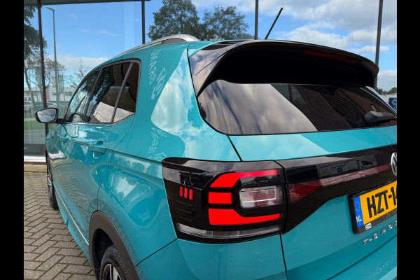 Volkswagen T-Cross 1.0 TSI 116pk Style R Line - Automaat - Navi - Winterpakket - Parkeerhulp