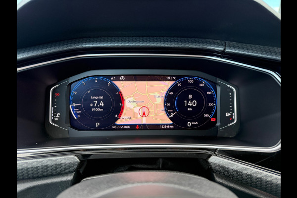 Volkswagen T-Cross 1.0 TSI 116pk Style R Line - Automaat - Navi - Winterpakket - Parkeerhulp