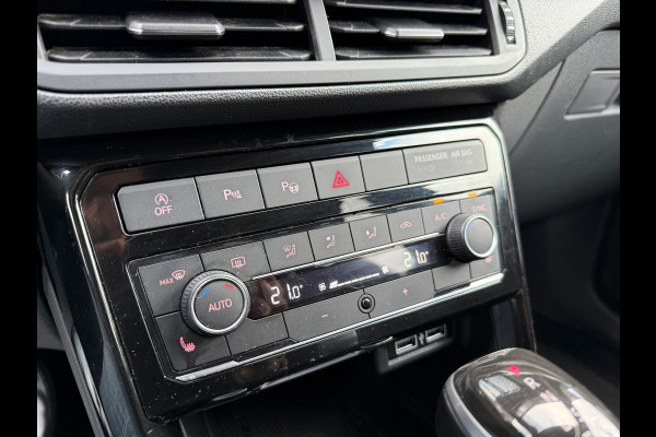 Volkswagen T-Cross 1.0 TSI 116pk Style R Line - Automaat - Navi - Winterpakket - Parkeerhulp