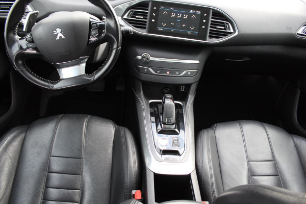 Peugeot 308 SW 1.2 PureTech Blue Lease Premium AUTOMAAT LEDER NAP /MEDIA/PANO CAMERA - PARKEERSENSOREN