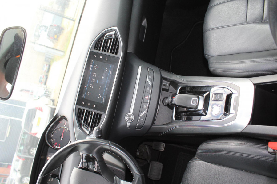 Peugeot 308 SW 1.2 PureTech Blue Lease Premium AUTOMAAT LEDER NAP /MEDIA/PANO CAMERA - PARKEERSENSOREN