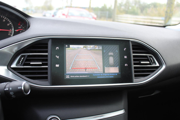 Peugeot 308 SW 1.2 PureTech Blue Lease Premium AUTOMAAT LEDER NAP /MEDIA/PANO CAMERA - PARKEERSENSOREN
