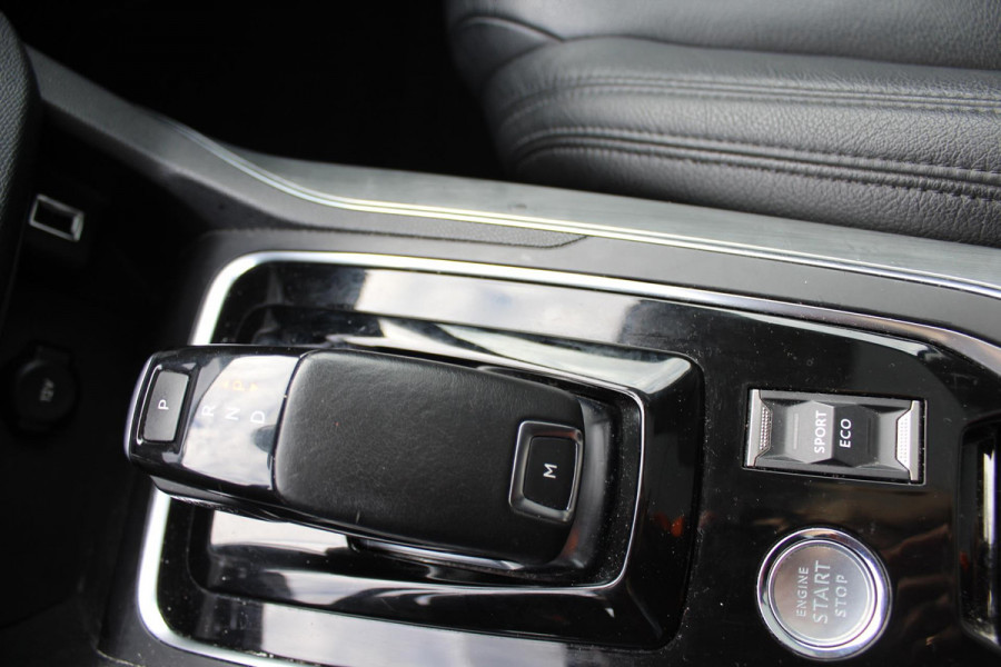 Peugeot 308 SW 1.2 PureTech Blue Lease Premium AUTOMAAT LEDER NAP /MEDIA/PANO CAMERA - PARKEERSENSOREN