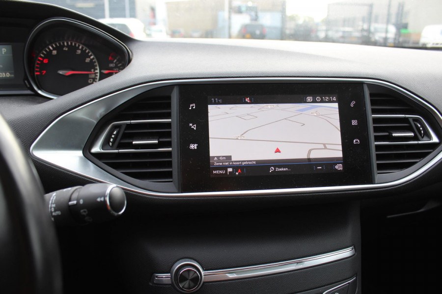 Peugeot 308 SW 1.2 PureTech Blue Lease Premium AUTOMAAT LEDER NAP /MEDIA/PANO CAMERA - PARKEERSENSOREN