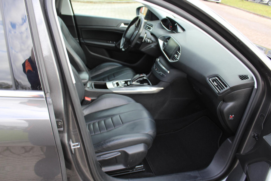 Peugeot 308 SW 1.2 PureTech Blue Lease Premium AUTOMAAT LEDER NAP /MEDIA/PANO CAMERA - PARKEERSENSOREN