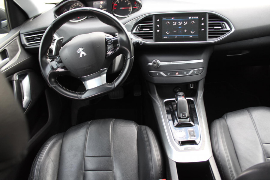 Peugeot 308 SW 1.2 PureTech Blue Lease Premium AUTOMAAT LEDER NAP /MEDIA/PANO CAMERA - PARKEERSENSOREN