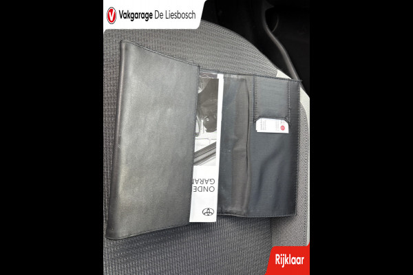 Toyota Aygo 1.0 VVT-i x-play/camera /airco/apple carplay/mf stuur/boeken