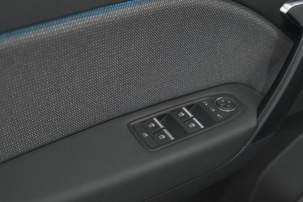 Renault Captur Mild Hybrid 160 EDC Techno | Pack Winter | Camera | Adaptieve Cruise Control | Apple Carplay