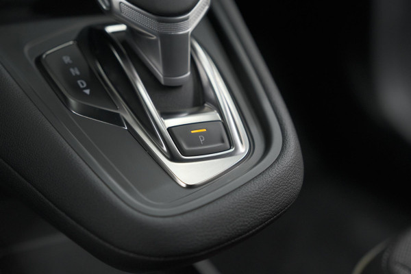 Renault Captur Mild Hybrid 160 EDC Techno | Pack Winter | Camera | Adaptieve Cruise Control | Apple Carplay