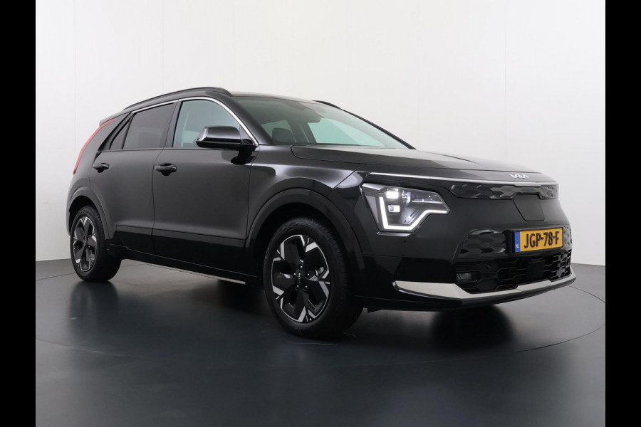 Kia Niro EV AIR VAN: €43.900,- VOOR: €35.440,- UW EINDEJAARSVOORDEEL: €8.460,- | 64kWh NIEUWE AUTO! | VOLLEDIGE KIA GARANTIE VAN TOEPASSING