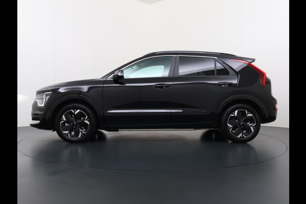 Kia Niro EV AIR VAN: €43.900,- VOOR: €35.440,- UW EINDEJAARSVOORDEEL: €8.460,- | 64kWh NIEUWE AUTO! | VOLLEDIGE KIA GARANTIE VAN TOEPASSING