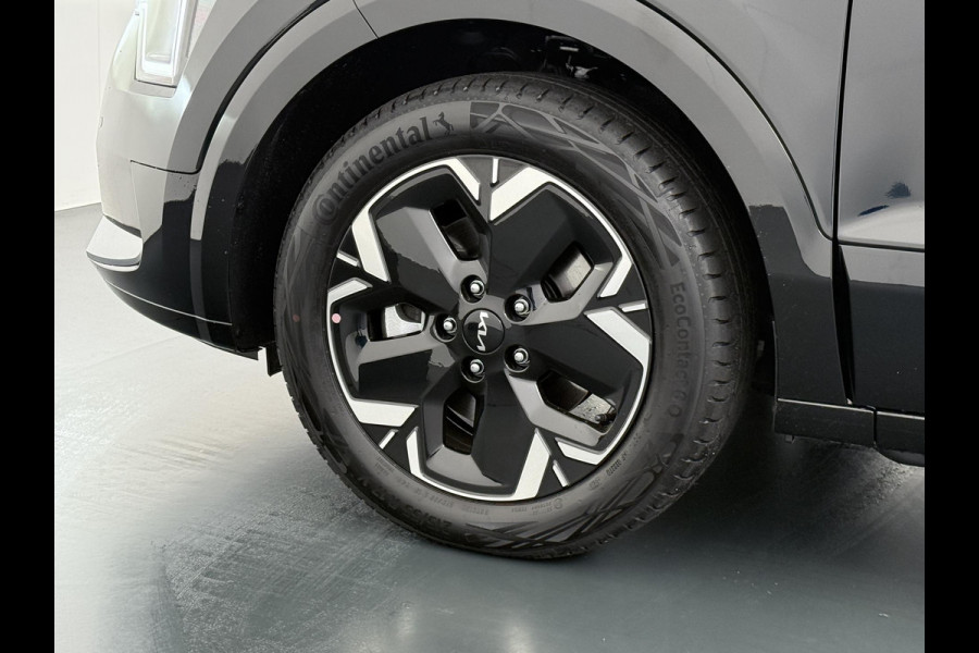 Kia Niro EV AIR VAN: €43.900,- VOOR: €35.440,- UW EINDEJAARSVOORDEEL: €8.460,- | 64kWh NIEUWE AUTO! | VOLLEDIGE KIA GARANTIE VAN TOEPASSING