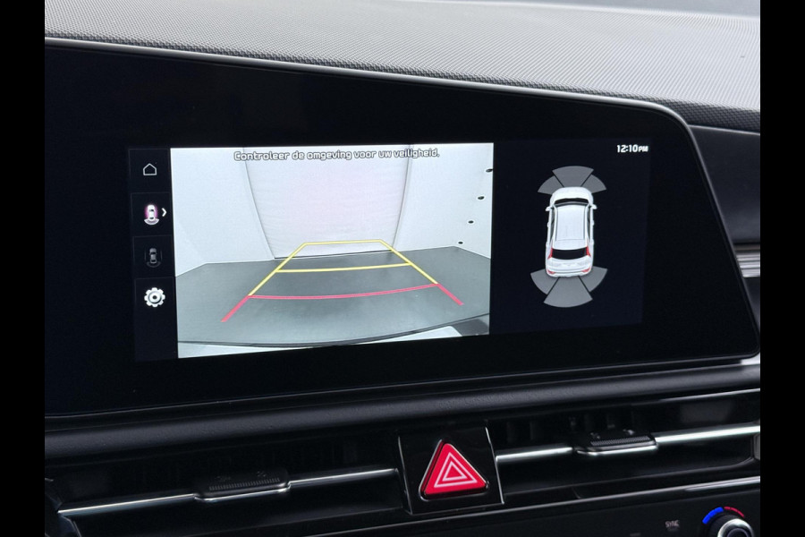 Kia Niro EV AIR VAN: €43.900,- VOOR: €35.440,- UW EINDEJAARSVOORDEEL: €8.460,- | 64kWh NIEUWE AUTO! | VOLLEDIGE KIA GARANTIE VAN TOEPASSING