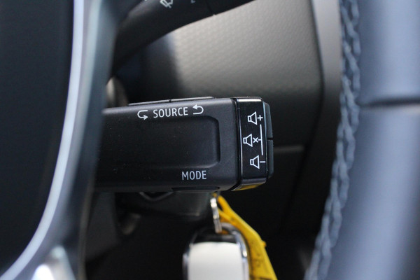 Renault Clio 1.0 TCe Bi-Fuel Zen | 1e Eig | Dealeronderhouden! | Parkeersensoren | Cruise Control | Airco | Lichtmetalen Velgen |