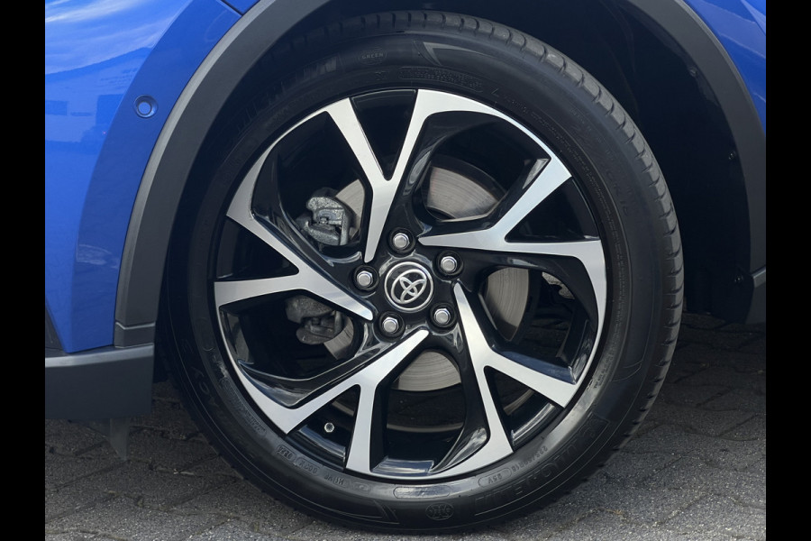 Toyota C-HR 2.0 Hybrid Bi-Tone | Navi | Carplay | Dodehoek | Park Assist | Camera