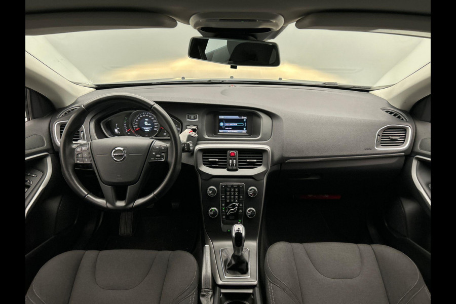 Volvo V40 2.0 T2 Kinetic Climate/control Cruise/control