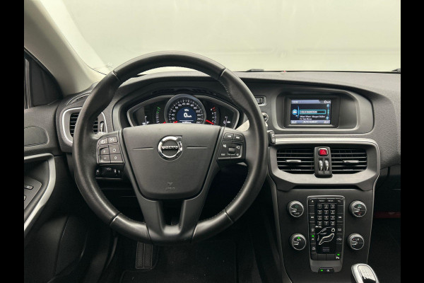 Volvo V40 2.0 T2 Kinetic Climate/control Cruise/control