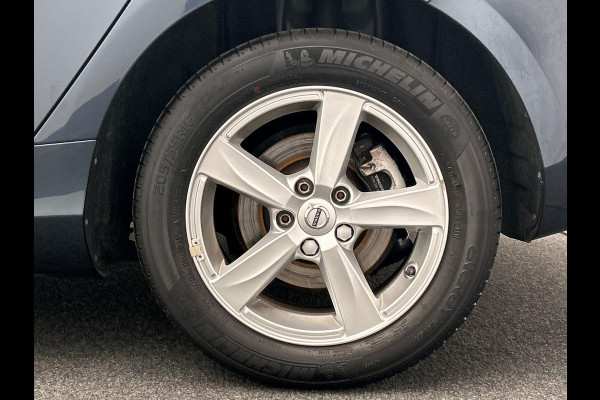 Volvo V40 2.0 T2 Kinetic Climate/control Cruise/control