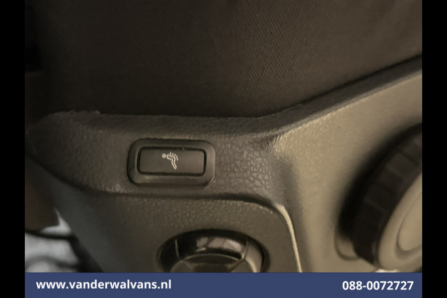 Volkswagen Crafter 2.0 TDI 141pk L3H3 L2H2 Euro6 Airco | Camera | Apple Carplay | Android Auto | Cruisecontrol | Massagestoel Chauffeursstoel