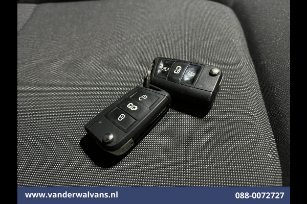 Volkswagen Crafter 2.0 TDI 141pk L3H3 L2H2 Euro6 Airco | Camera | Apple Carplay | Android Auto | Cruisecontrol | Massagestoel Chauffeursstoel