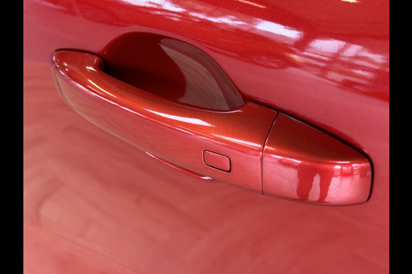 Renault Captur 1.3 TCe 130 Intens | Navi | ACC | Blindspot | Camera |17" | PDC V+A | 100% Onderhouden!