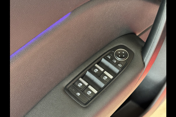 Renault Captur 1.3 TCe 130 Intens | Navi | ACC | Blindspot | Camera |17" | PDC V+A | 100% Onderhouden!