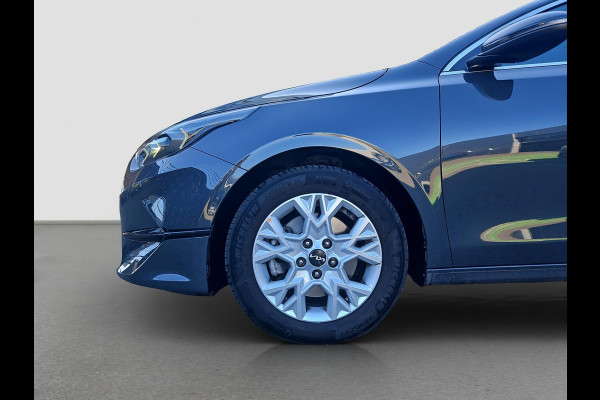 Kia Ceed 1.5 T-GDi DynamicPlusLine | Automaat | Stoel- en Stuurverwarming | Navi | Clima | Carplay/Android auto | Lichtmetalen velgen | LED |