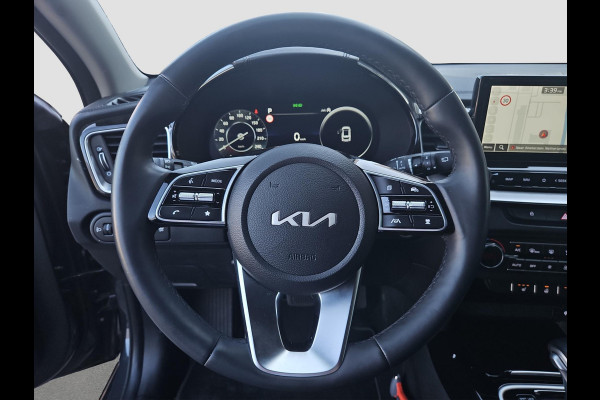 Kia Ceed 1.5 T-GDi DynamicPlusLine | Automaat | Stoel- en Stuurverwarming | Navi | Clima | Carplay/Android auto | Lichtmetalen velgen | LED |