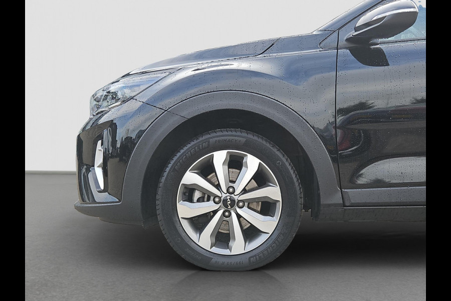 Kia Stonic 1.0 T-GDi MHEV DynamicPlusLine Automaat | Camera | LMV | Cruise | Navi | LED | Stoel- en Stuurverwarming | Privacy Glass | Apple Carplay & Android Auto |
